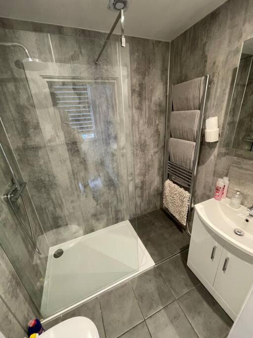 Elegant Studio In Central Hove - 5 Min Walk To Beach - 10 Min To 브라이턴 외부 사진
