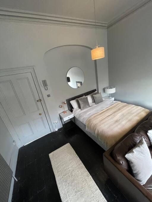Elegant Studio In Central Hove - 5 Min Walk To Beach - 10 Min To 브라이턴 외부 사진