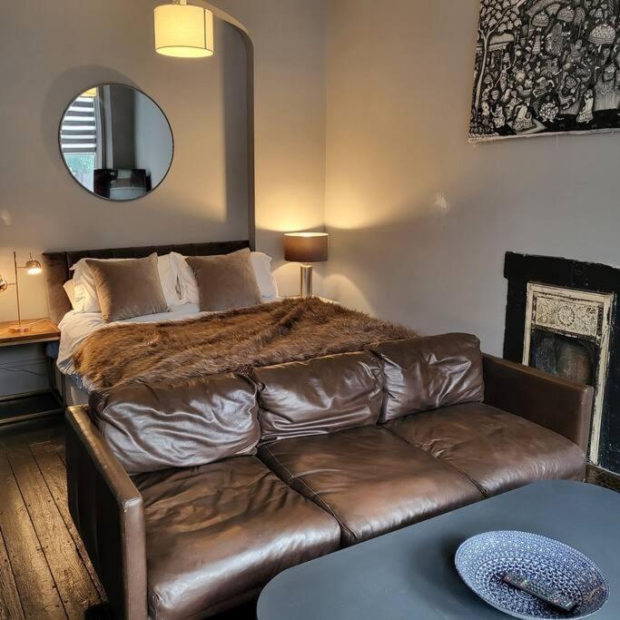 Elegant Studio In Central Hove - 5 Min Walk To Beach - 10 Min To 브라이턴 외부 사진